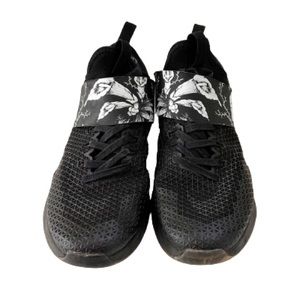 Nike Training JUST DO IT Black & White Floral Shoes Women’s  7